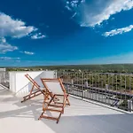Willa Luxury Escape With Swimming Pool & Modern Design Debeljak
