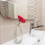 Luxury Escape With Swimming Pool & Modern Design Willa Debeljak