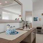 Willa Luxury Escape With Swimming Pool & Modern Design