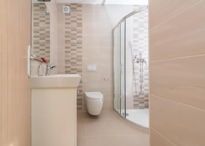 Luxury Escape With Swimming Pool & Modern Design