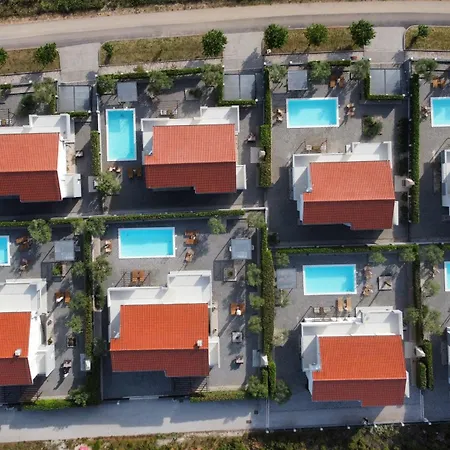 Vila Luxury Escape With Swimming Pool & Modern Design Debeljak