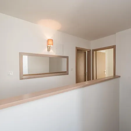 Luxury Escape With Swimming Pool & Modern Design * Debeljak