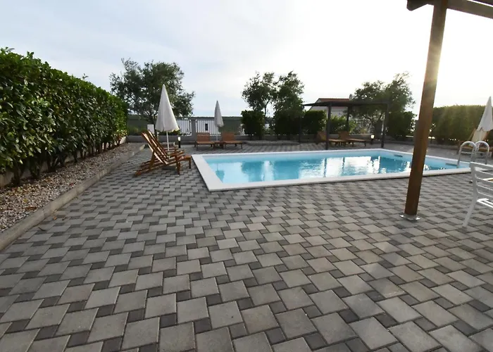 Luxury Escape With Swimming Pool & Modern Design