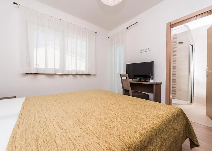 Villa Luxury Escape With Swimming Pool & Modern Design *