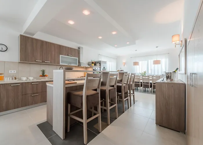 Luxury Escape With Swimming Pool & Modern Design Vila